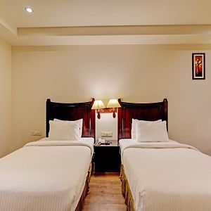 Hotel L Suite Near Delhi Airport